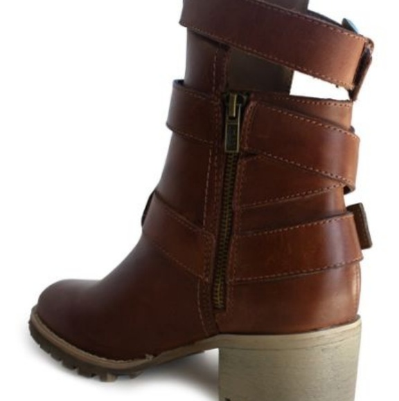 Von Dutch Stayvertical Leather Bootie - Picture 8 of 13